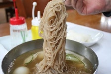 시원한 부천 냉면 이야기_땀이 맺히는 계절 더 맛있는 면들의 비밀