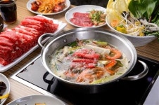소고기, 해물 샤브샤브, 뷔페는 물론 맥주, 소주까지 무한리필!