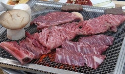 최고급 한우의 참맛, 합리적 가격에 즐겨요