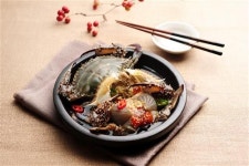 “가을 식탐 부르는 수제 돼지갈비”