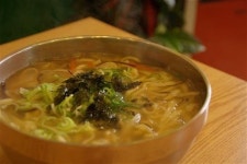 단순한식탁·의리의젓갈 | 단순하고 소박하게 진심 담아 말아 낸 따뜻한 국수 한 그릇