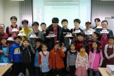 [현장취재_ 우장산 숲속도서관 동화요리교실 ‘크리스마스 케이크 만들기’]산타클로스 동화 읽고 아이와 함께 크리스마스 케이크 만들어요~