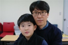 [현장취재_ 우장산 숲속도서관 동화요리교실 ‘크리스마스 케이크 만들기’]산타클로스 동화 읽고 아이와 함께 크리스마스 케이크 만들어요~