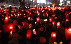 광화문 밝힌 100만 촛불, 3.1절 다시 모인다