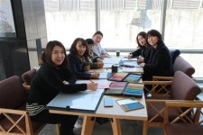 “30년 만에 색연필 들게 한 반려취미를 만났어요”