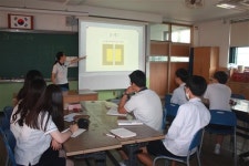 [문래중학교 창의수학 동아리 ‘순수의 시대’]재미있게 풀다 보니 생각의 지평이 커졌어요!