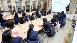 [도서관 탐방│서울 영신고등학교 늘새롬도서관] 다양한 독서·토론은 교과 교육의 기반