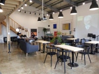 일터, 쉼터, 삶터가 함께 어울린 복합 문화 공간