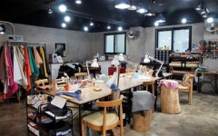 [빠숑연구소 쇼룸 & 가죽공방]핸드메이드 가죽 가방과 유니크한 옷으로 센스 UP!!