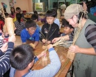 학생들이 담근 된장이 급식재료로