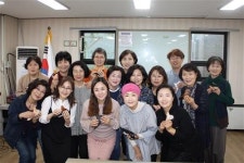 [우리 동네 사람들-‘해누리 오카리나 앙상블’]“고운 음색 오카리나로 힐링해요~”