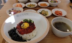 자연발효 양조간장으로 정직하게 담근 밥도둑 간장게장~