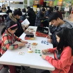 [교하도서관 청소년 자원봉사모임 &lt심(心)봉사>]그곳에 가면 사람과 책과 놀이가 있다