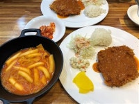 [세대불문 국민간식 ‘국물떡볶이’]야들야들한 식감, 감칠맛 나는 한 접시의 행복!