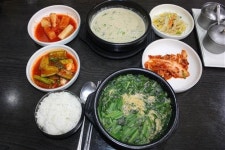시원~한 올갱이 해장국 드시러오세요~
