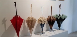 문화 산책 - ‘여름이 피다’展