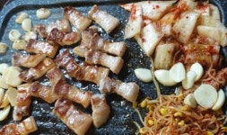 질 좋은 고기를 싸고 맛있게! ‘거목정육식당’