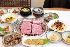 35년 전통의 한정식 코스 요리 매봉역 맛집 ‘한국관’