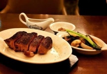 서래마을에서 맛본 고품질 포터하우스 스테이크