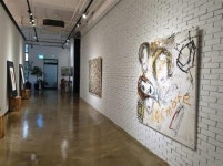 차 한 잔과 함께 즐기는 그림 한 점