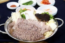 냉면&숯돼구이 전문점, 풍천옥