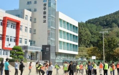 [코로나 우울 치유에 나선 학교를 찾아서│경남 남해군 상주중학교] 코로나로 등교수업 하지 못한 게 가장 불행한 시간