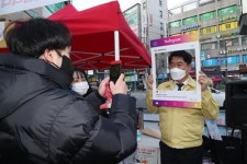 어서와~ 봉천현대시장은 처음이지?