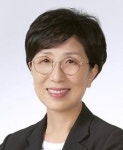 [인터뷰 | 제주대정고 우옥희 교장] 필수 이수단위 줄여야 통합과목에 충실