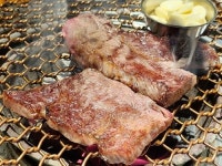 토종 한우 생등심 ‘장위동유성집’ 강남점