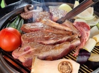 양갈비 오마카세의 고급스러운 맛 ‘양꽃’