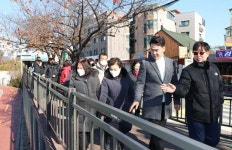 우이천 제방길 걷기 편해졌다