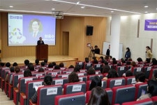 경로당 활용한 돌봄센터 기장에 문 연다