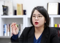 [정치란 무엇인가 | ⑦ 용혜인 기본소득당 의원] "국회도, 정부도 