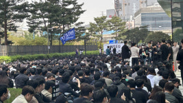 삼성전자 창사 이래 노조 첫 단체행동