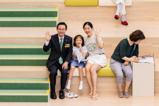 지하에는 수영장, 지상에는 체육관+도서관