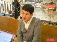 저희 PC방 그래픽카드는 라데온 R9 380 입니다
