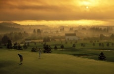 [서천범의 골프와 산업] 대중골프장들 골프대중화에 적극 나서야