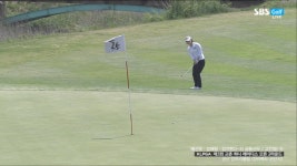 [영상] 정희원, 칩인 버디로 1타를 더 줄이자