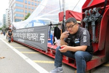 상차중 화물노동자의 죽음 신안그룹 휴스틸이 책임져라