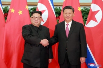 김정은 북 국무위원장 중국 방문, 북미 회담 준비 및 경제발전 위한 행보