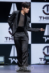 주안, 섹시한 눈빛