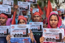 글로벌 브랜드에 안전협약 체결 촉구