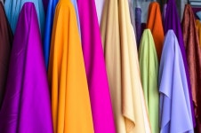 화섬 직물 공황에 실이 달린다