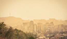 미세먼지·황사, 깨끗한 세안으로 피부 트러블 막아야