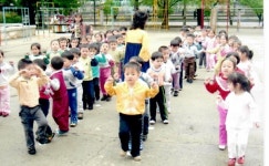 북한의 한 지방 유치원