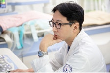 [칼럼] 자궁종양, 비절개 하이푸 시술로 치료할 수 있어