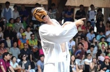 김오중 안동하회별신굿탈놀이 이매 役,  위대한 한국인 100인 대상