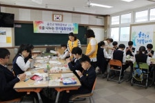 정을 나누는 핸즈온 자원봉사활동 전개
