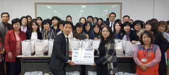 포항시니어클럽, 독거어른 가정에 후원품 전달