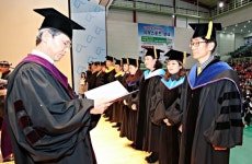 “위덕인 긍지 드높이자” 